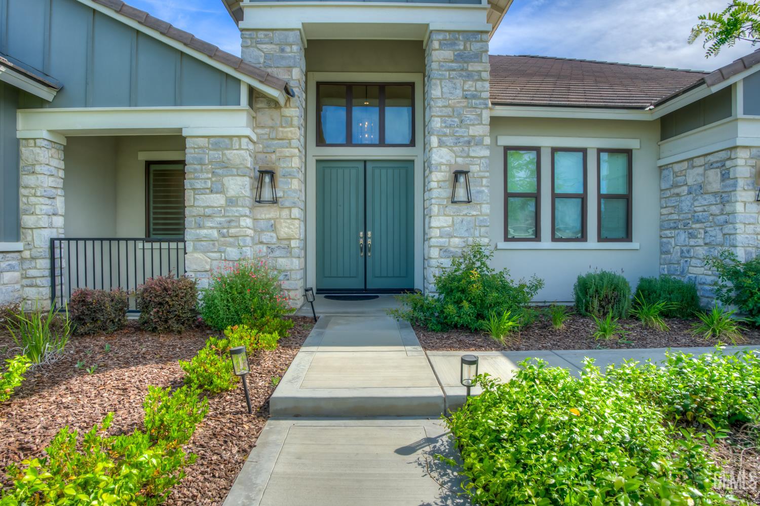 3702 Marian Way — photo 7