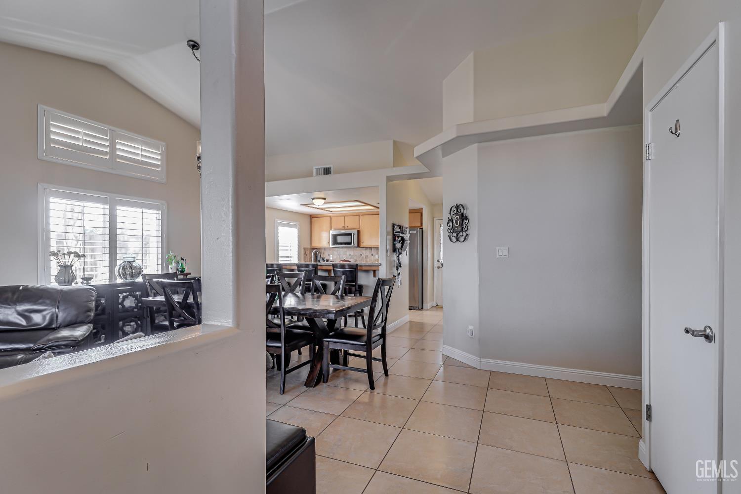 401 Corte Mismo — photo 4