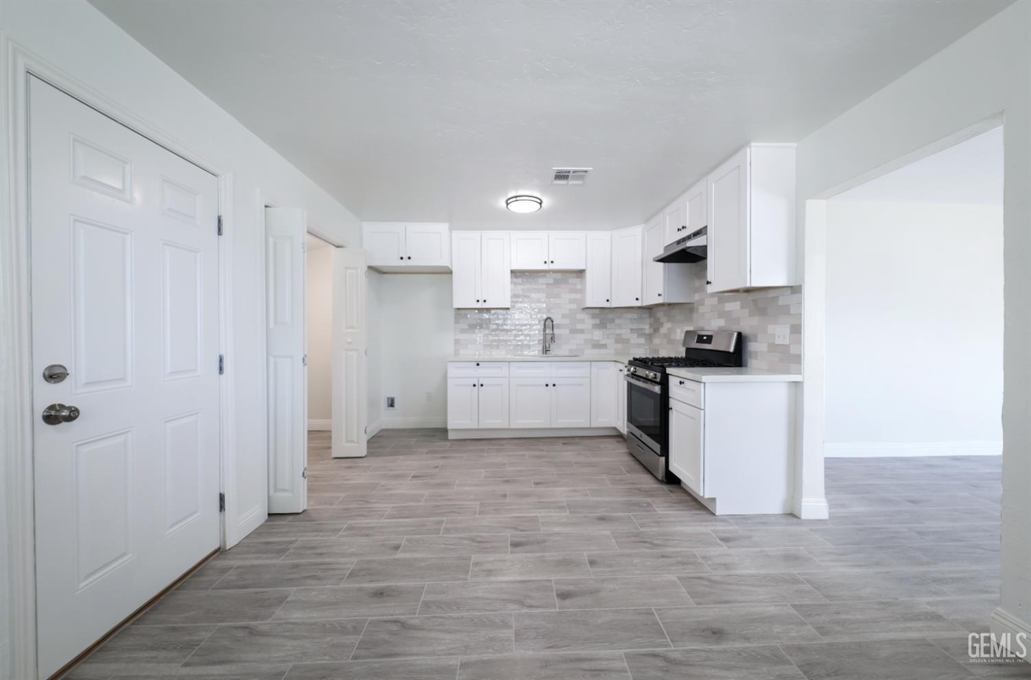 5801 Gowdy Lane — photo 15