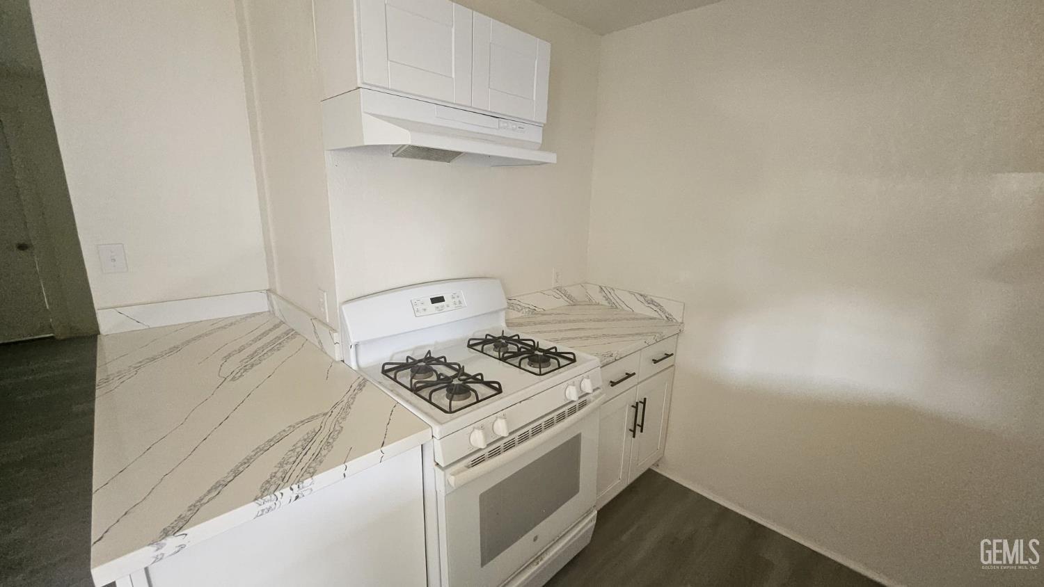 6601 Eucalyptus Drive — photo 12