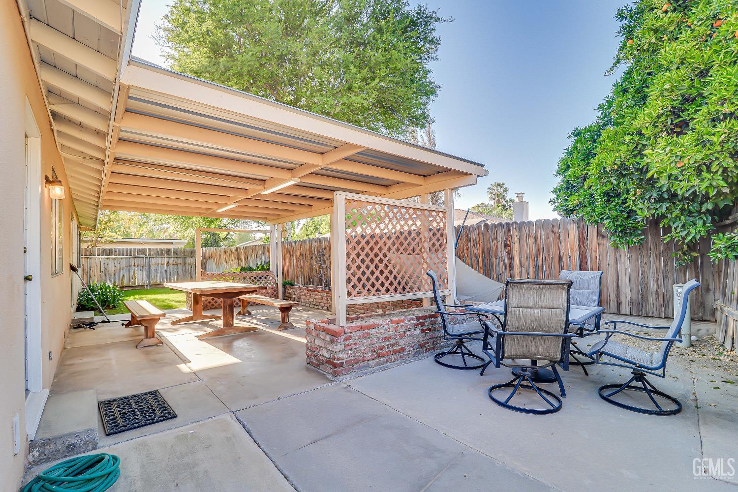 6212 Friant Drive — photo 26