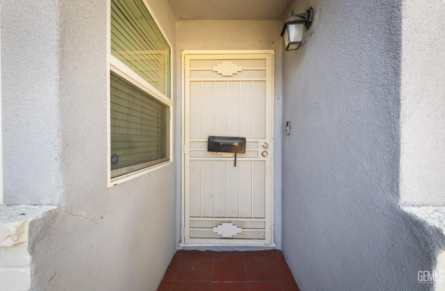 2800 N Pomona Street — photo 29