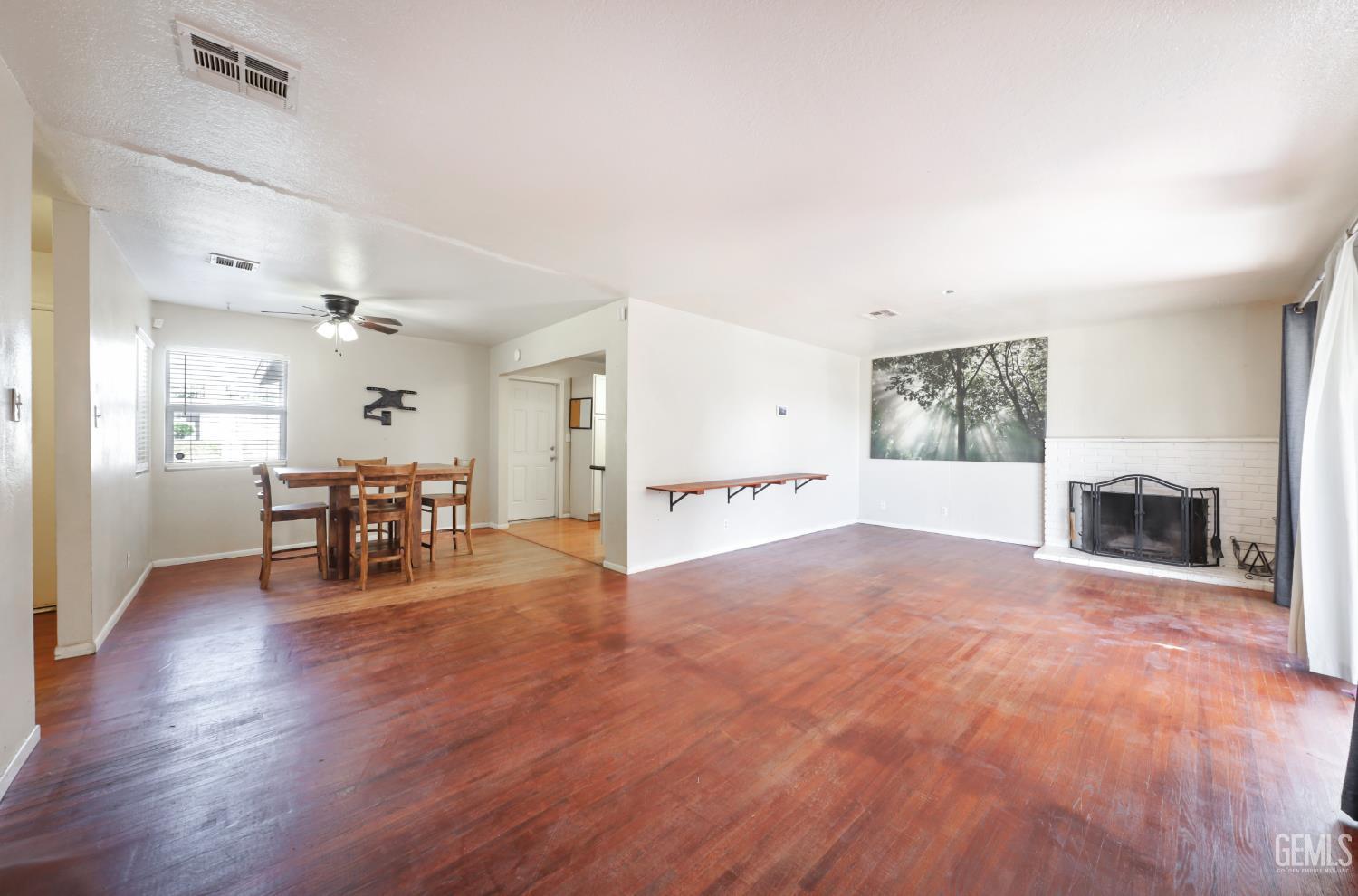 2800 N Pomona Street — photo 18