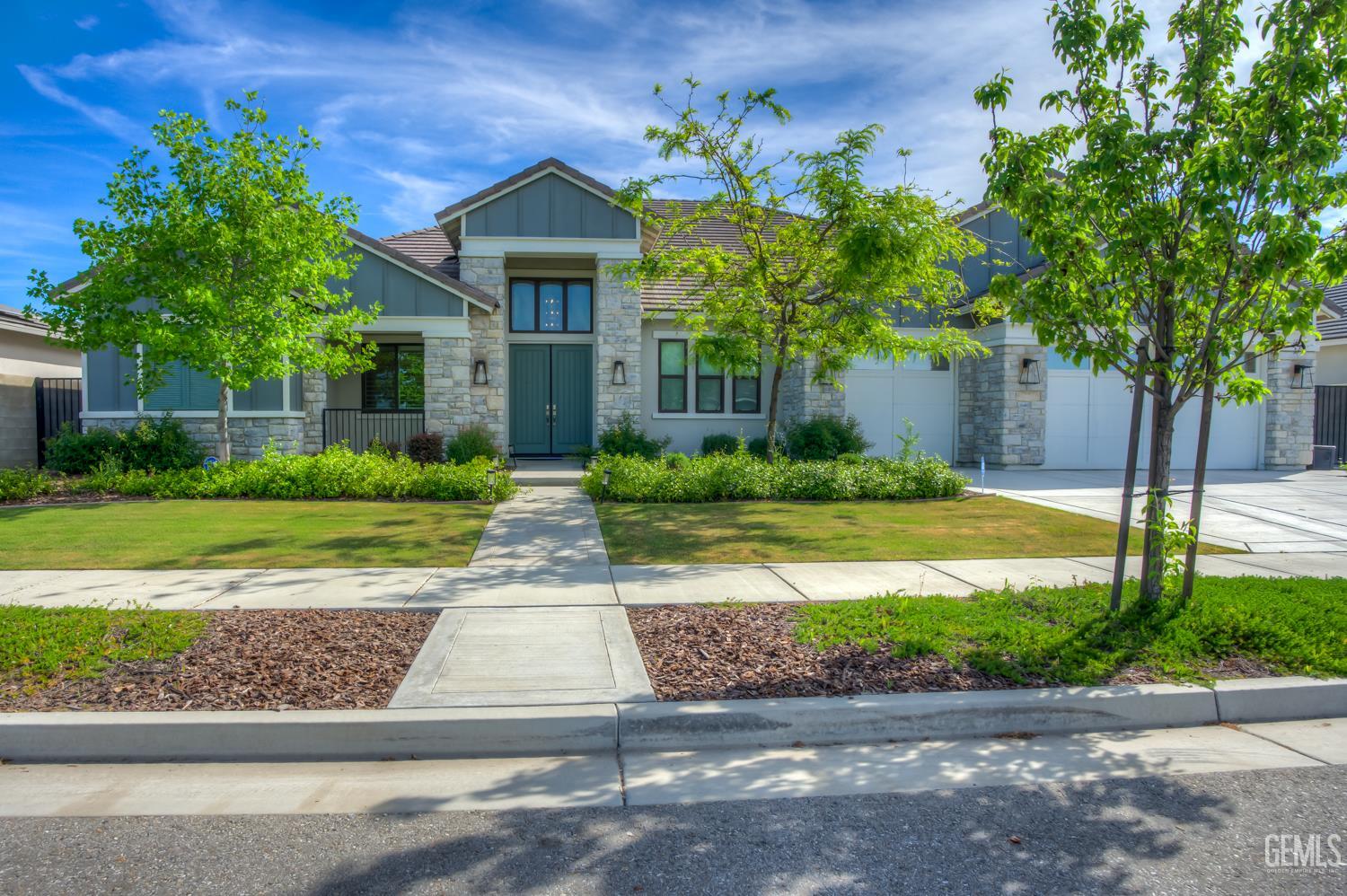 3702 Marian Way — photo 5