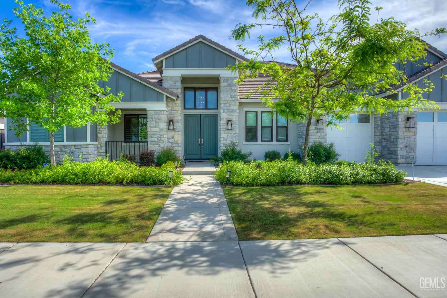 3702 Marian Way — photo 4
