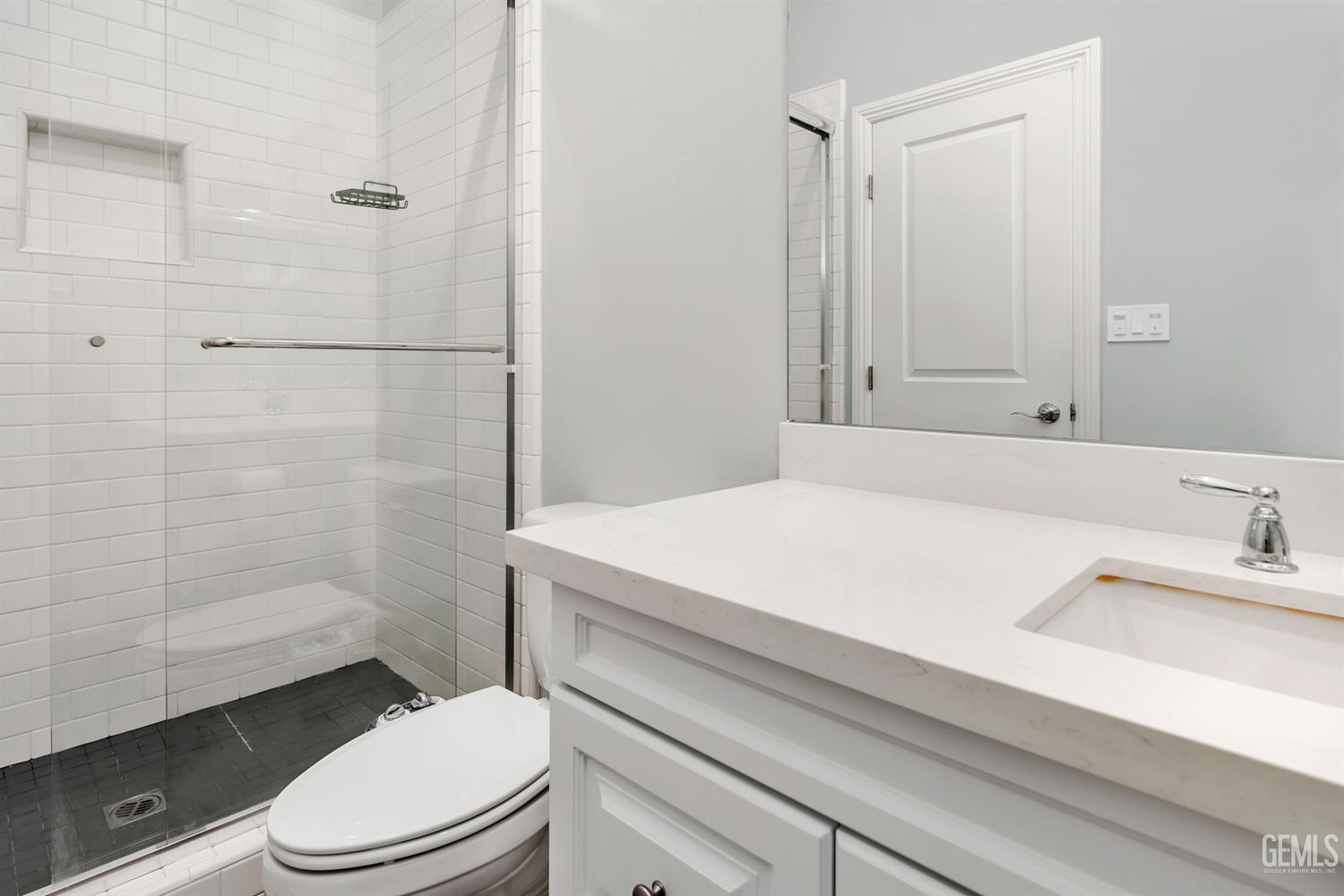 3702 Marian Way — photo 35