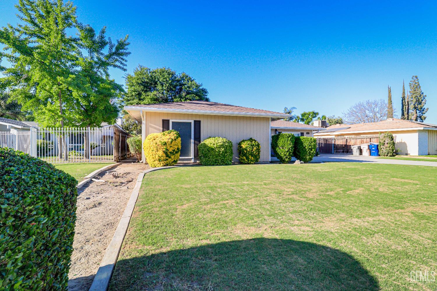 6212 Friant Drive — photo 4