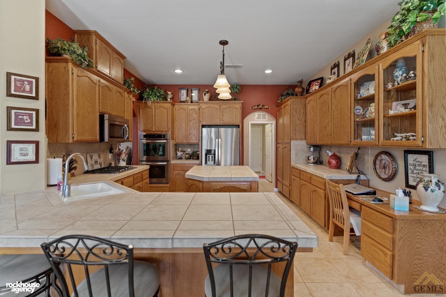 11809 Irwindale Avenue — photo 27