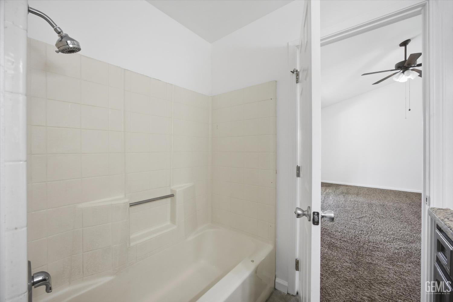 11513 Jenlee Avenue — photo 21