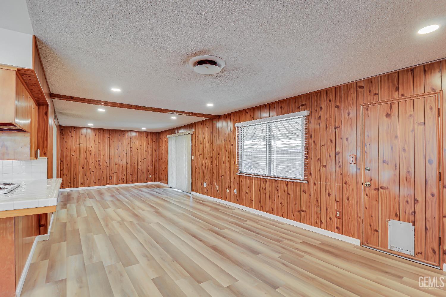 6212 Friant Drive — photo 14