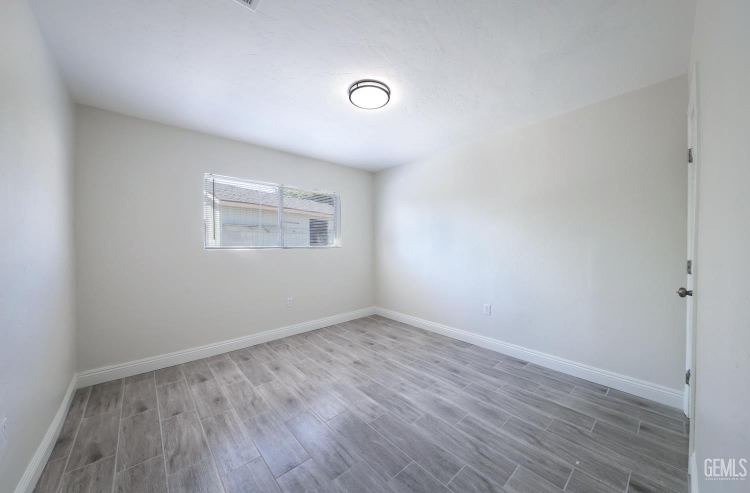 5801 Gowdy Lane — photo 23
