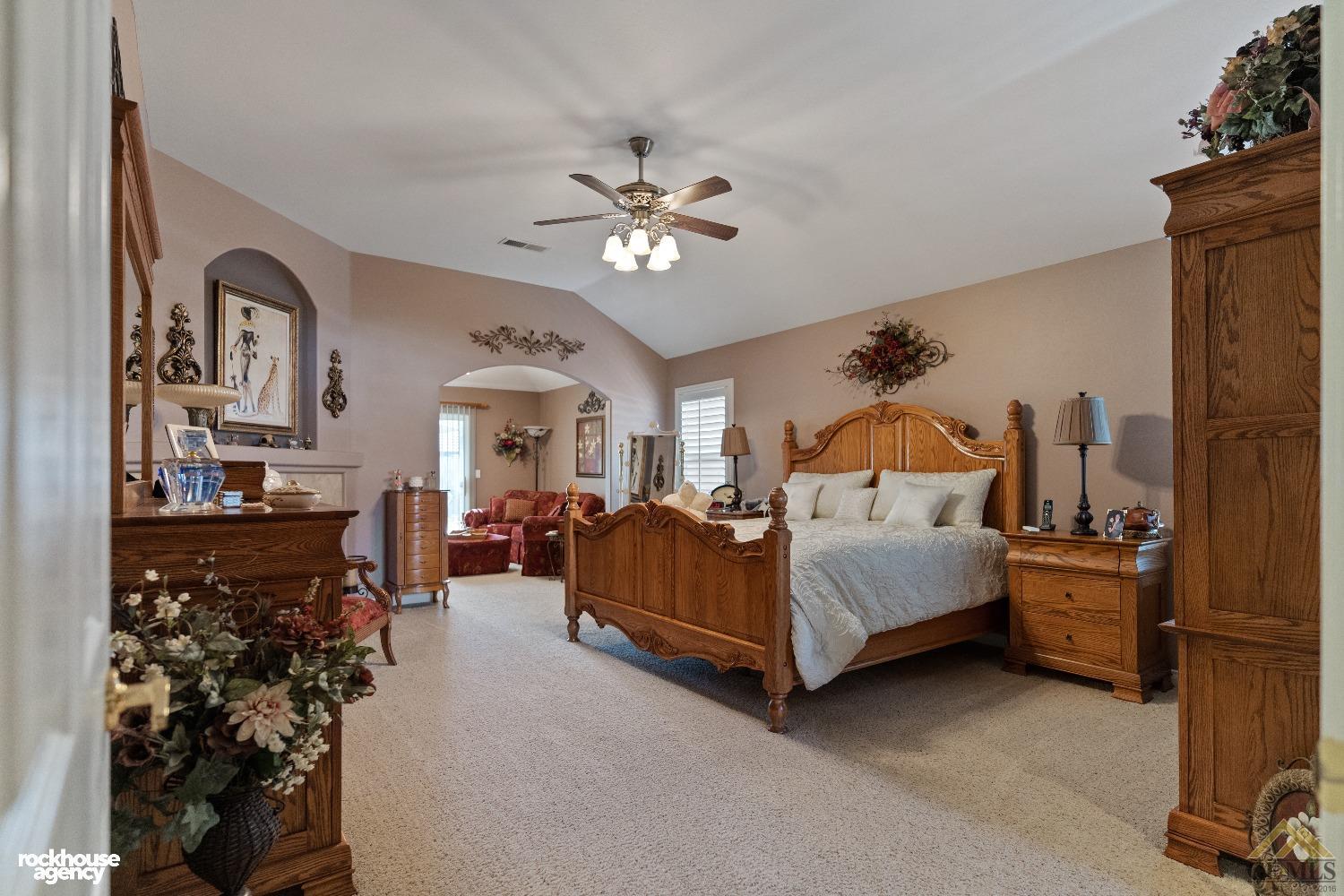 11809 Irwindale Avenue — photo 41