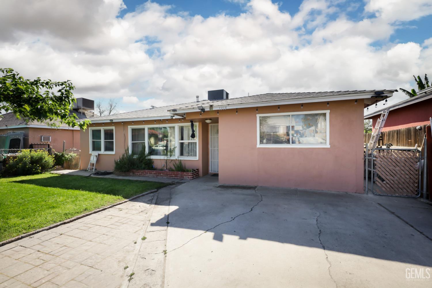 1318 Vale Street — photo 5