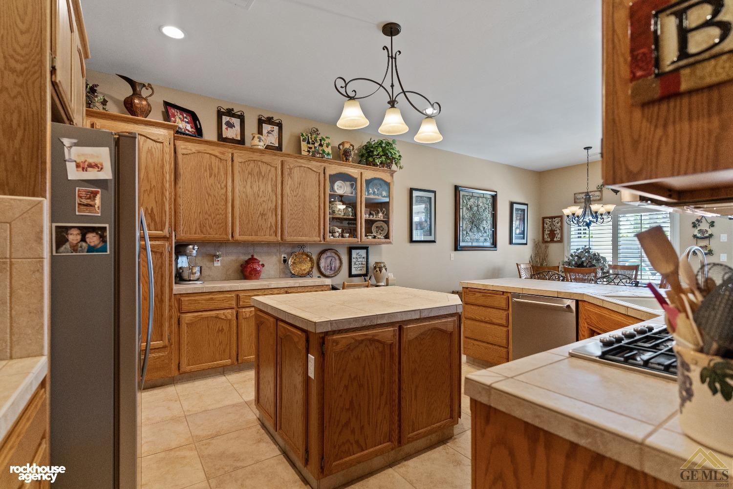 11809 Irwindale Avenue — photo 32