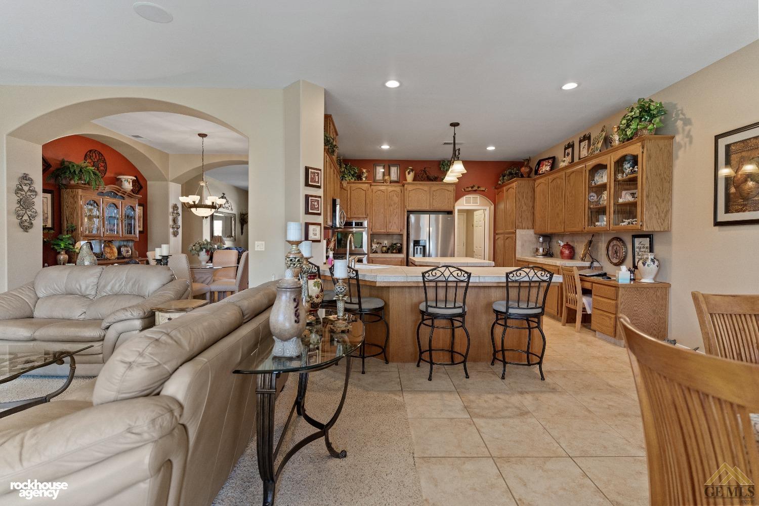 11809 Irwindale Avenue — photo 23