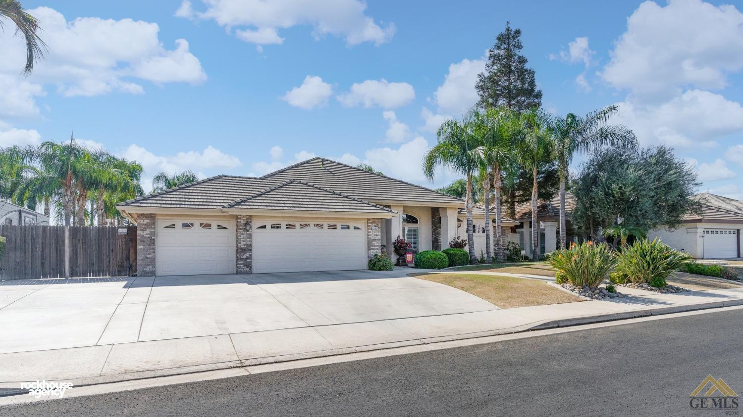 11809 Irwindale Avenue — photo 5