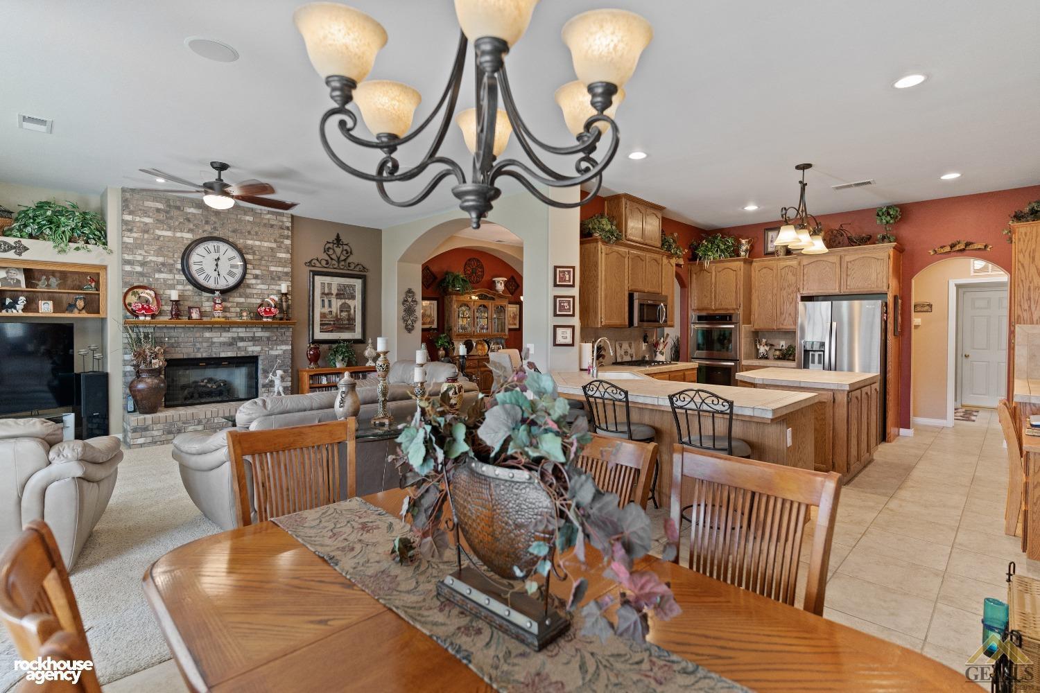 11809 Irwindale Avenue — photo 26