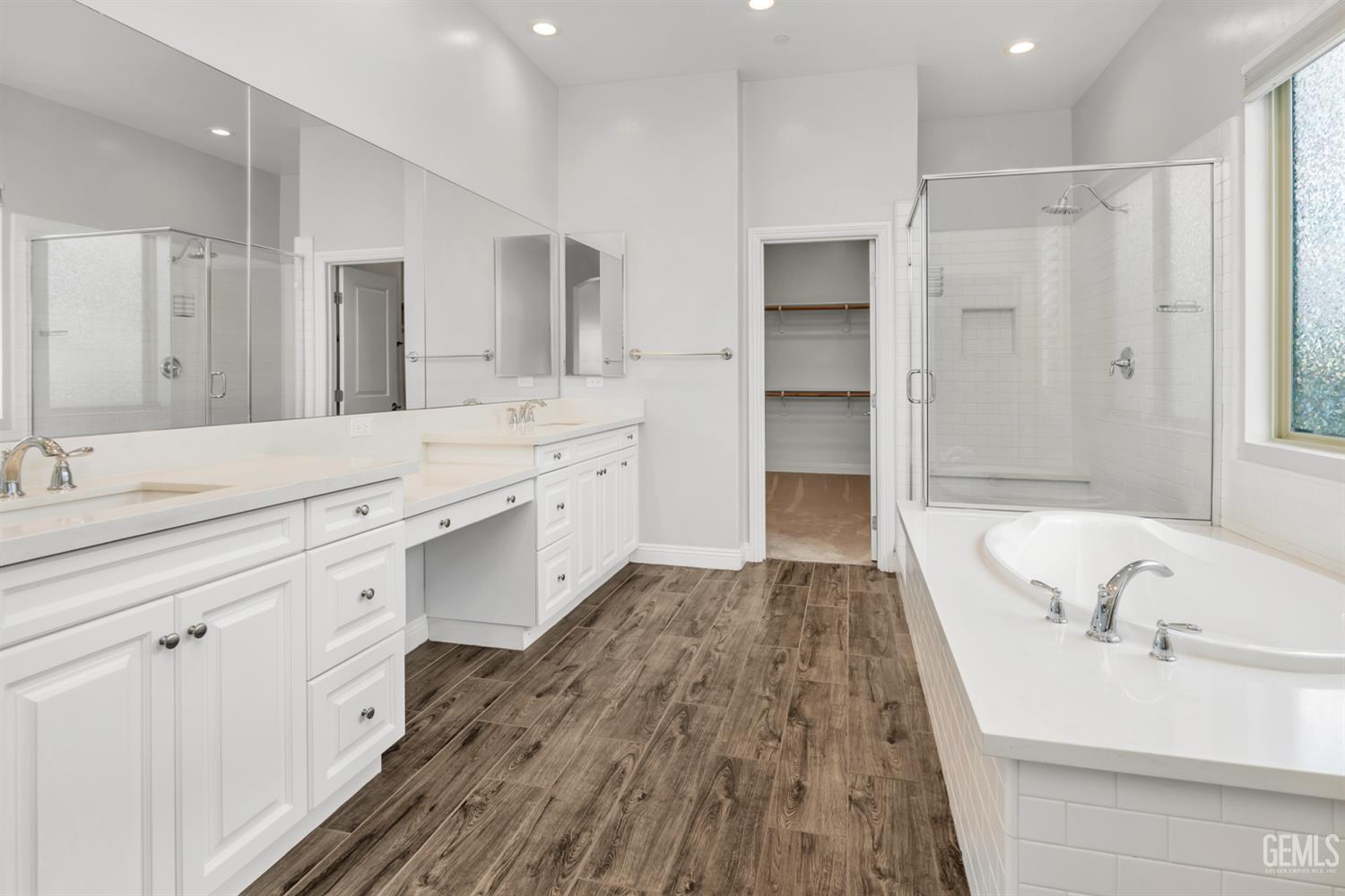 3702 Marian Way — photo 28
