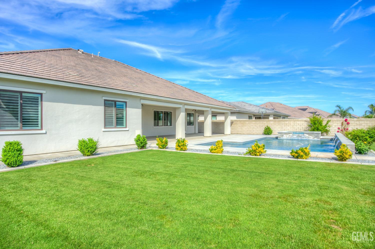 3702 Marian Way — photo 43