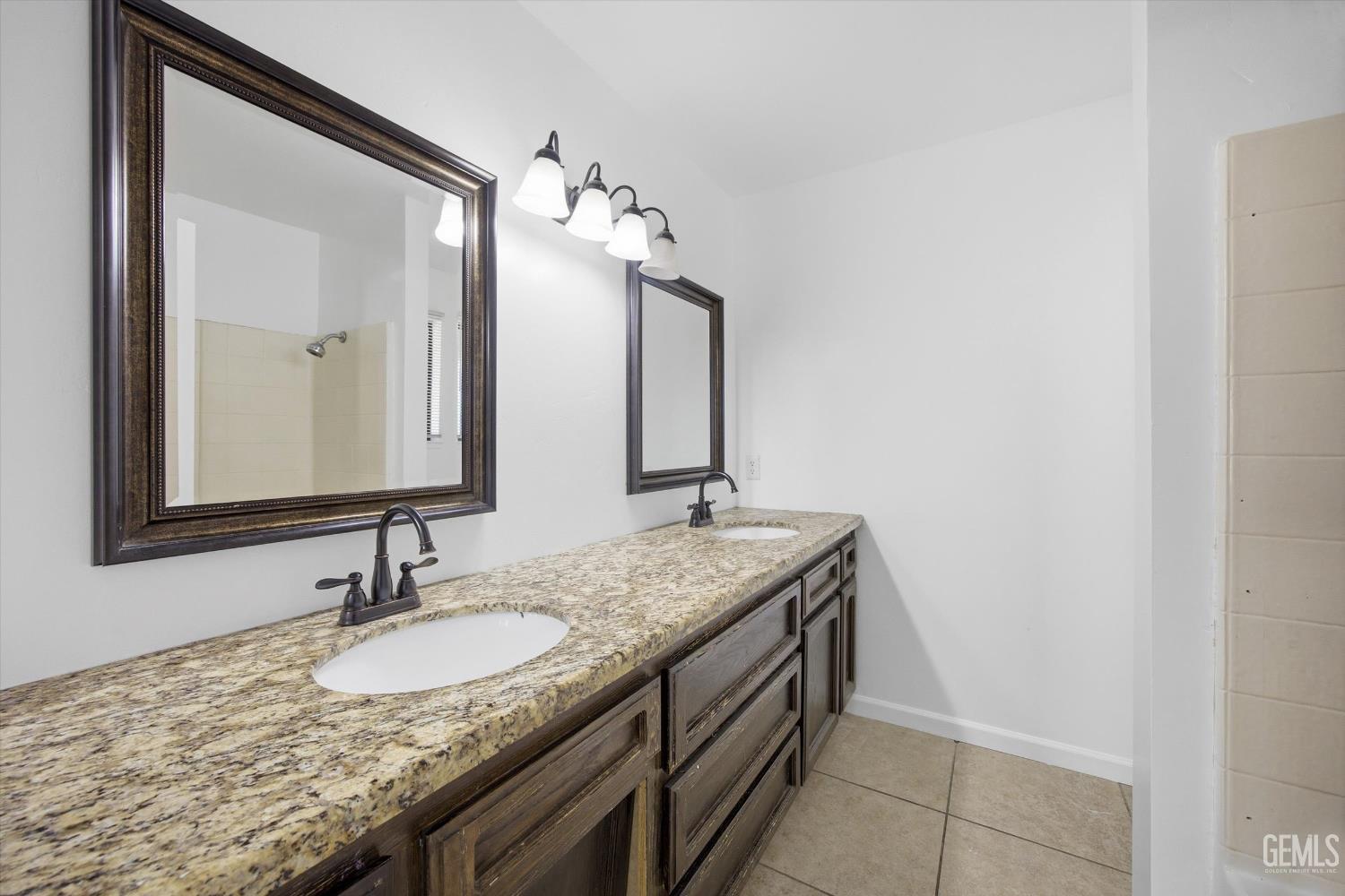 11513 Jenlee Avenue — photo 26