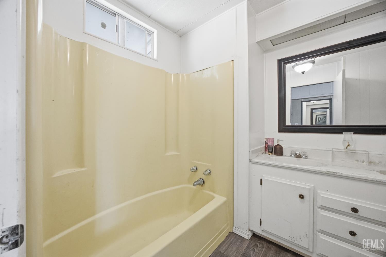 187 Kings Ln — photo 16