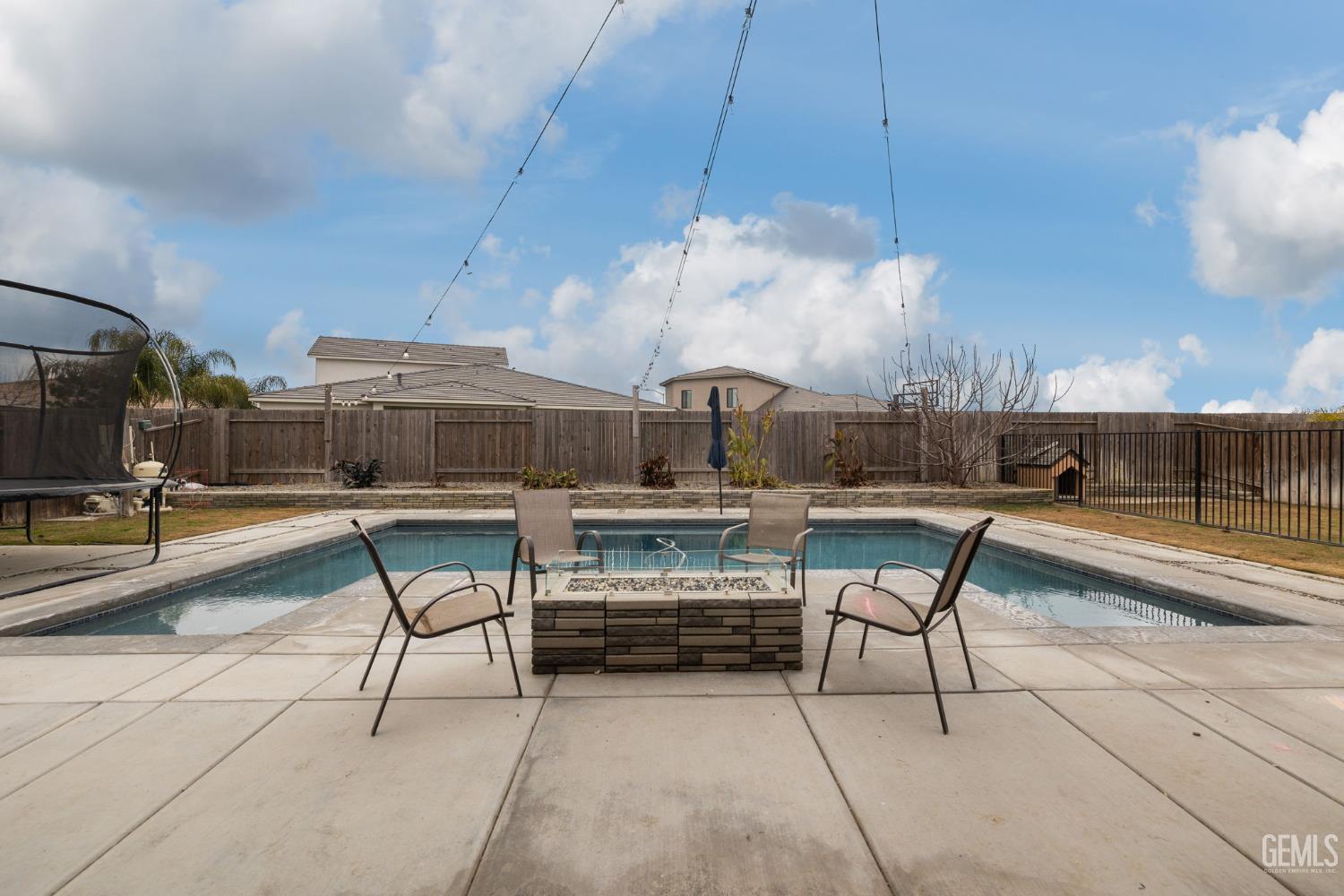 15811 Waterford Street — photo 55