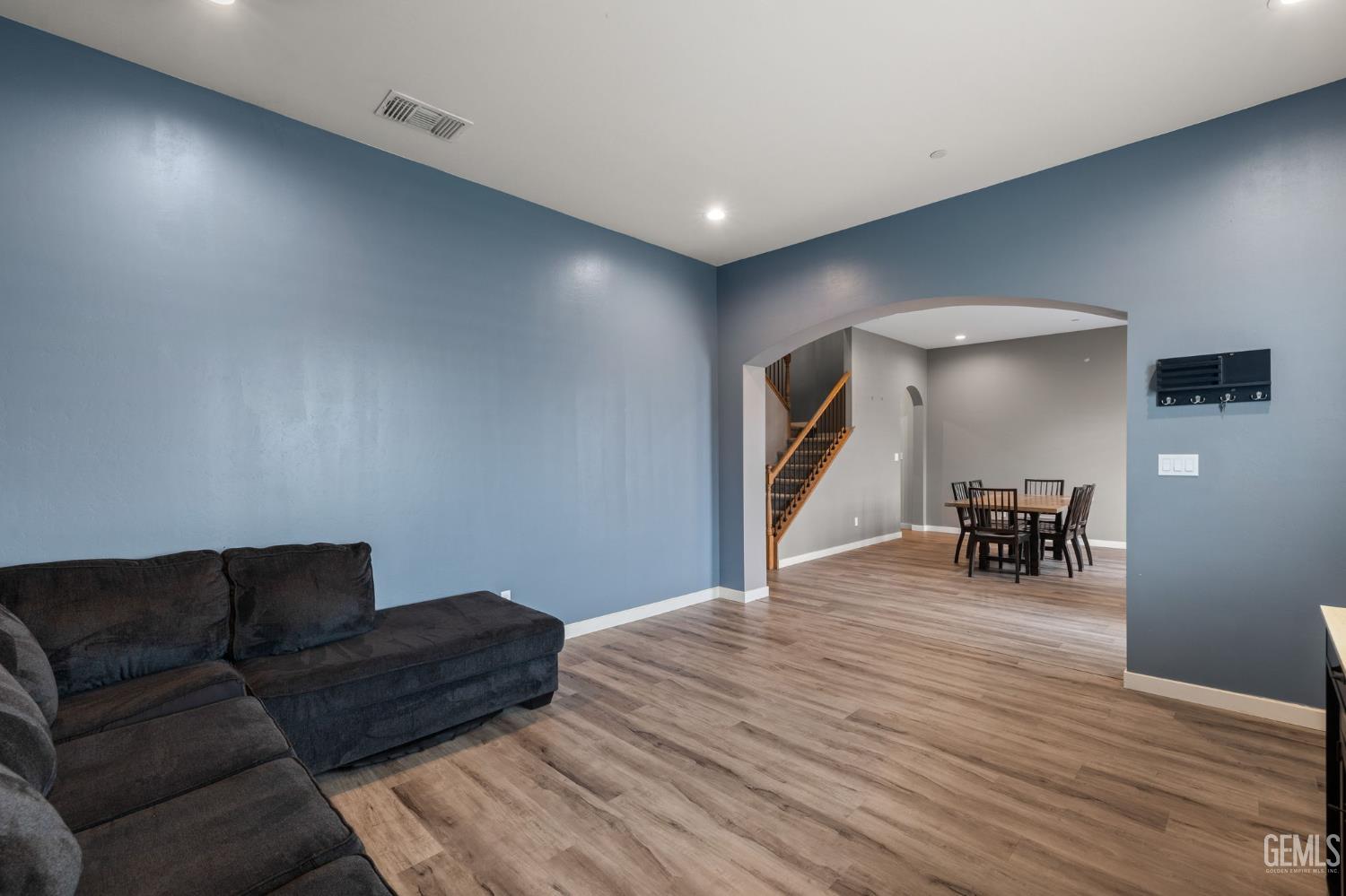 15811 Waterford Street — photo 13