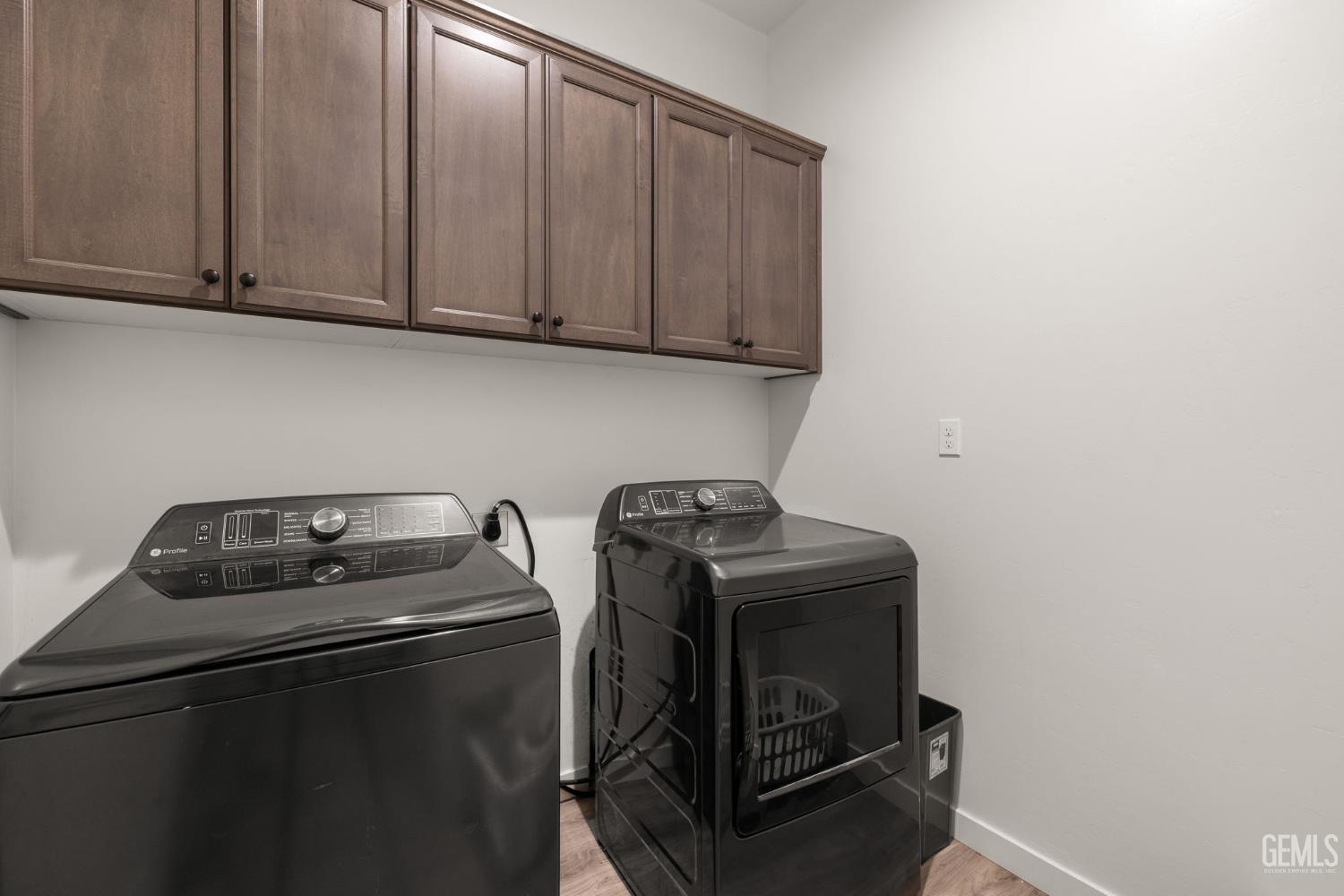 15811 Waterford Street — photo 43