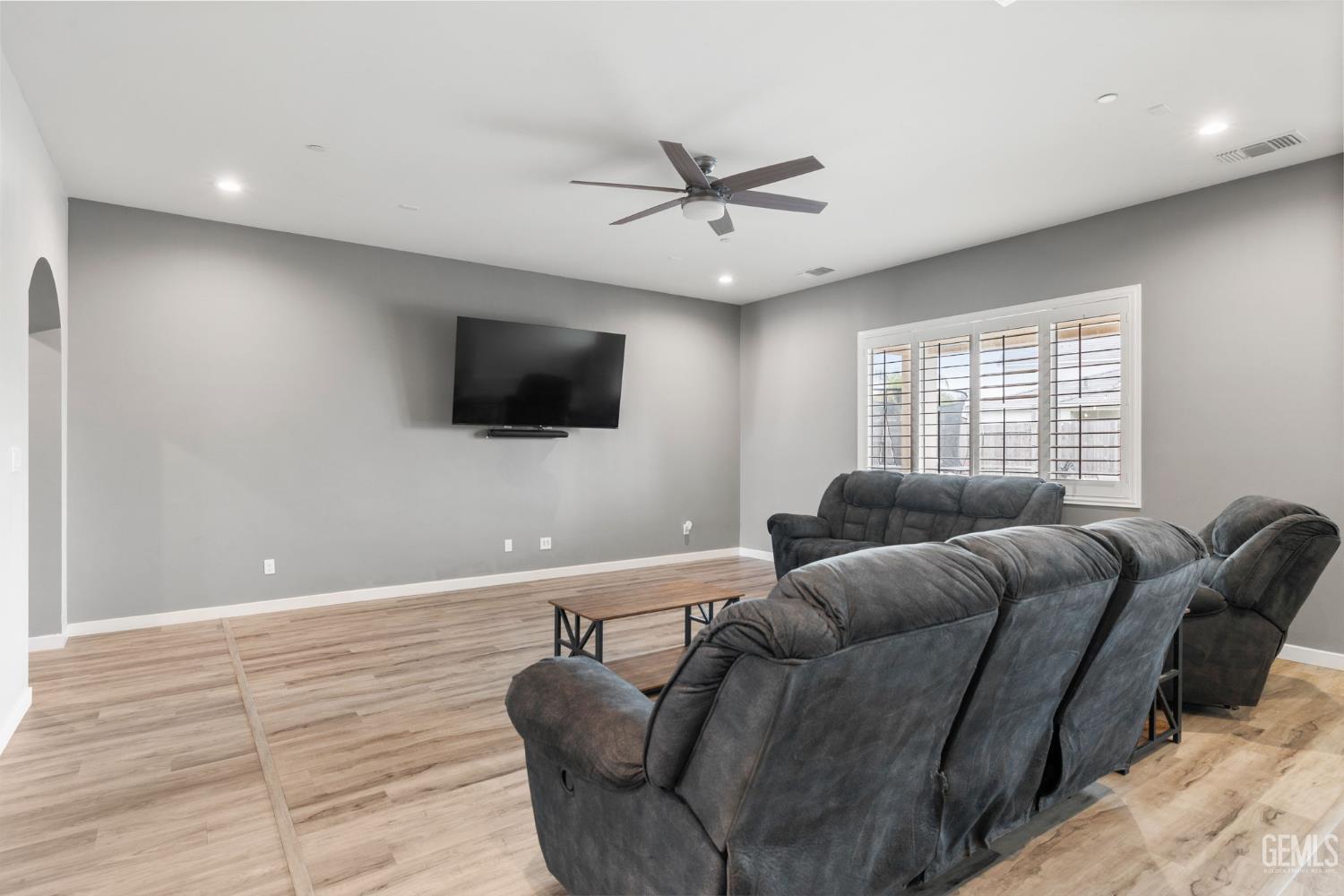 15811 Waterford Street — photo 16