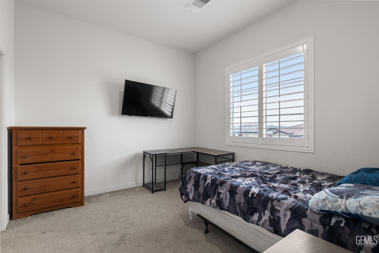 15811 Waterford Street — photo 51