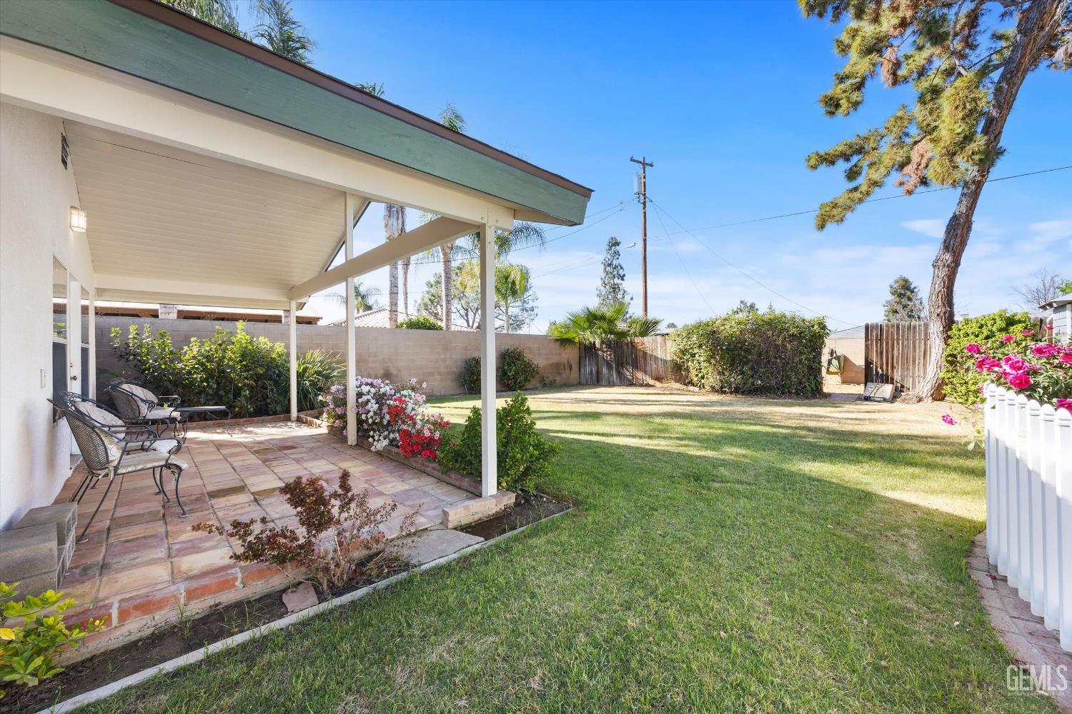 6300 Carter Avenue — photo 35