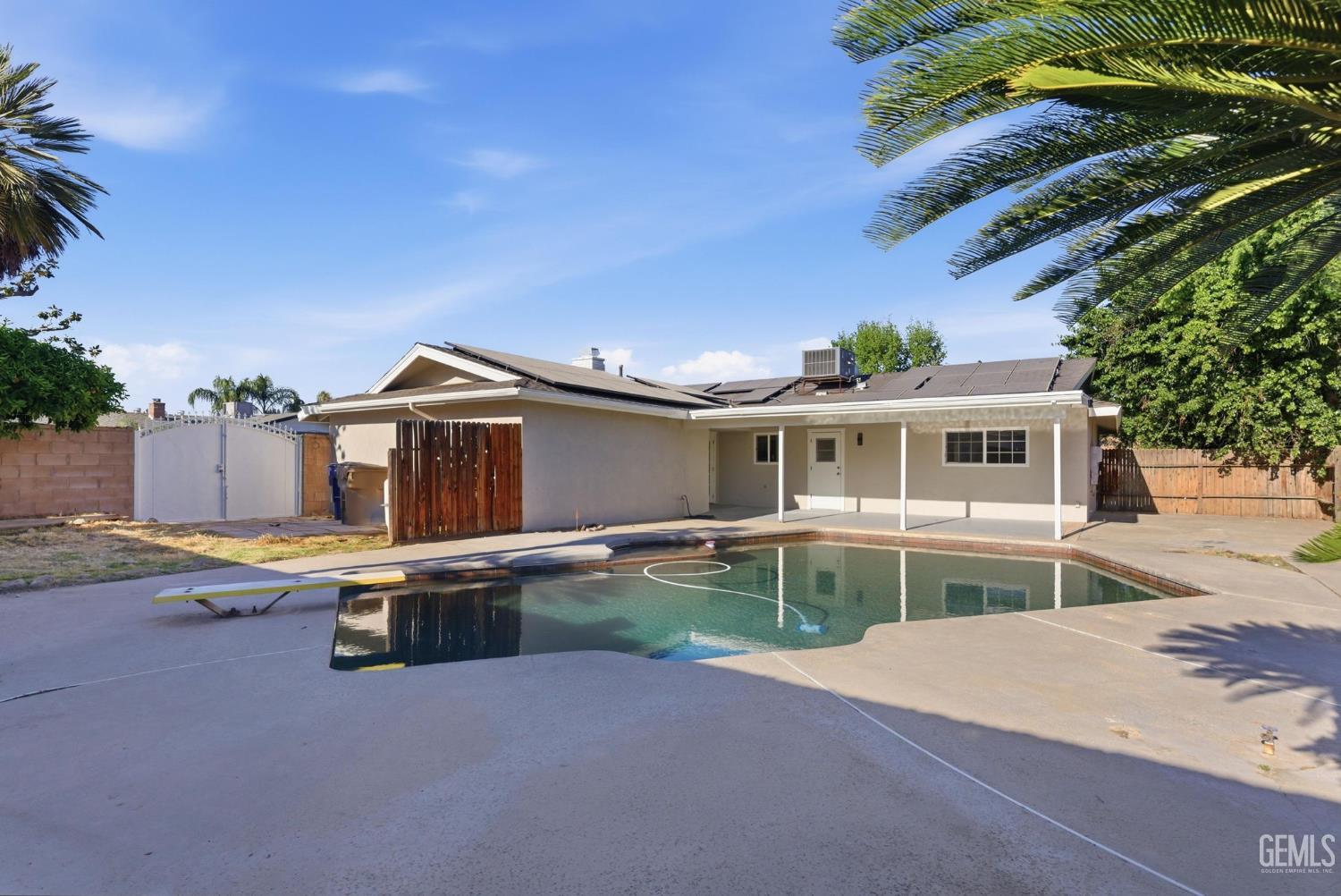 2101 Westminster Drive — photo 29