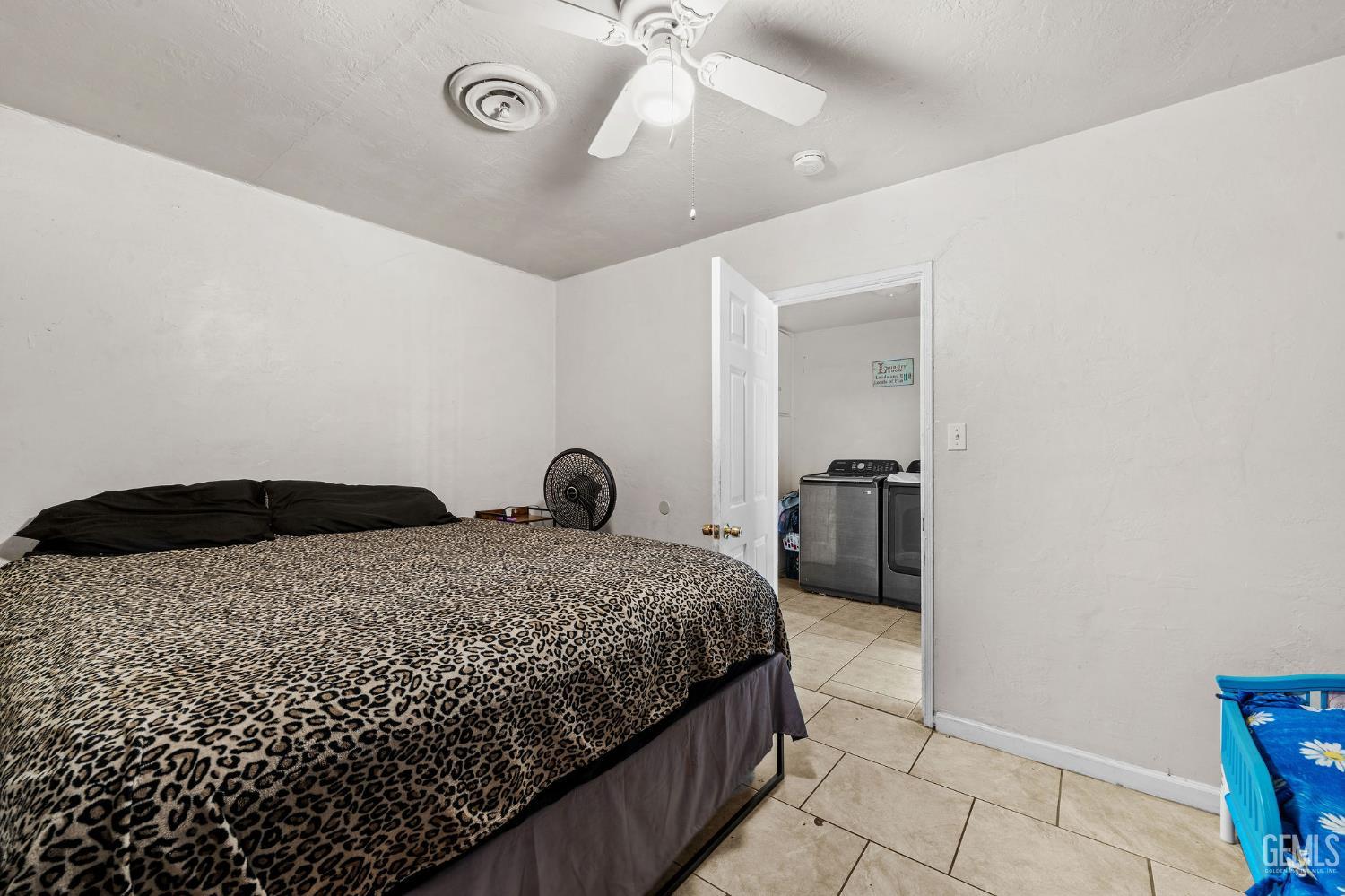303 El Tejon Avenue — photo 17