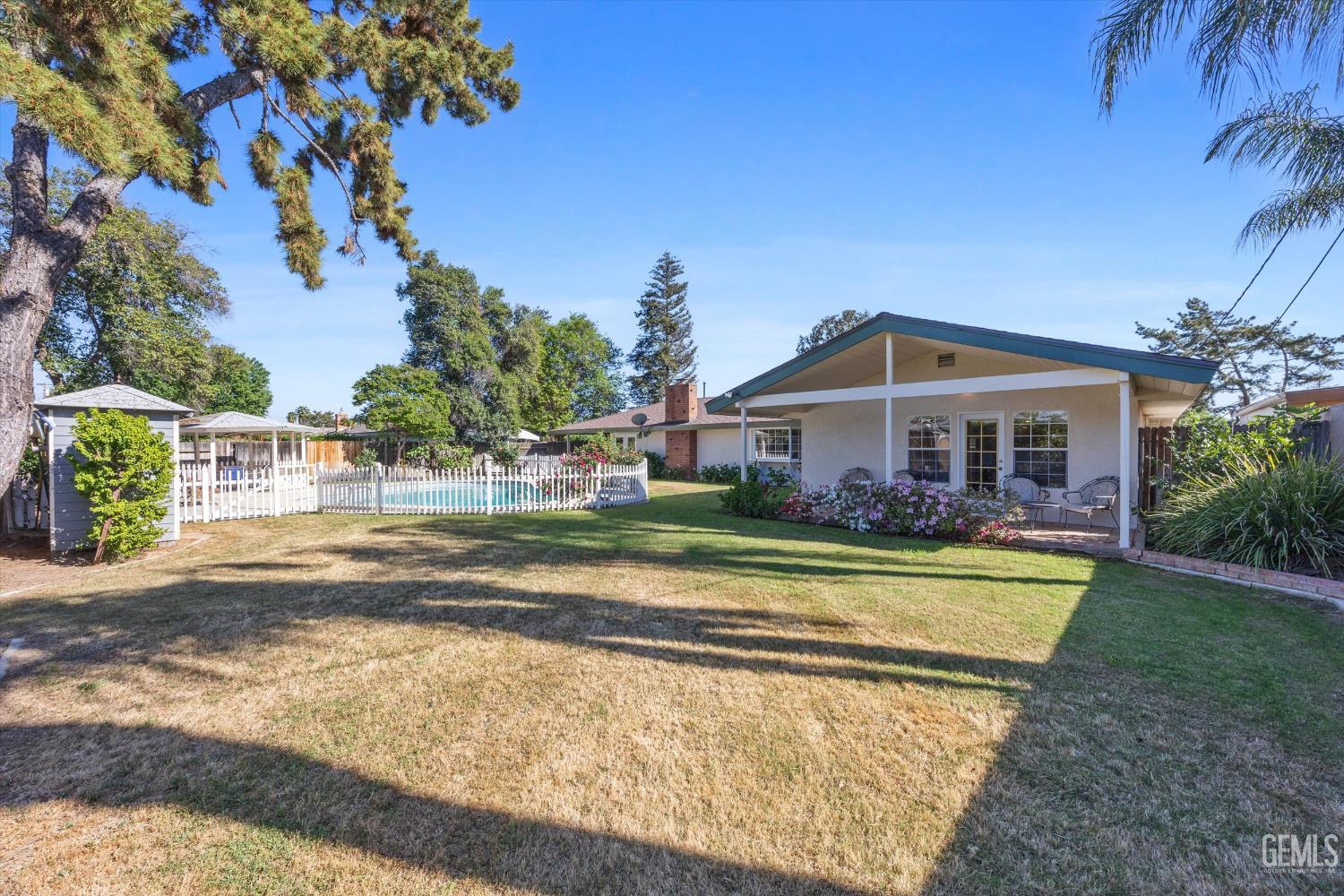 6300 Carter Avenue — photo 44