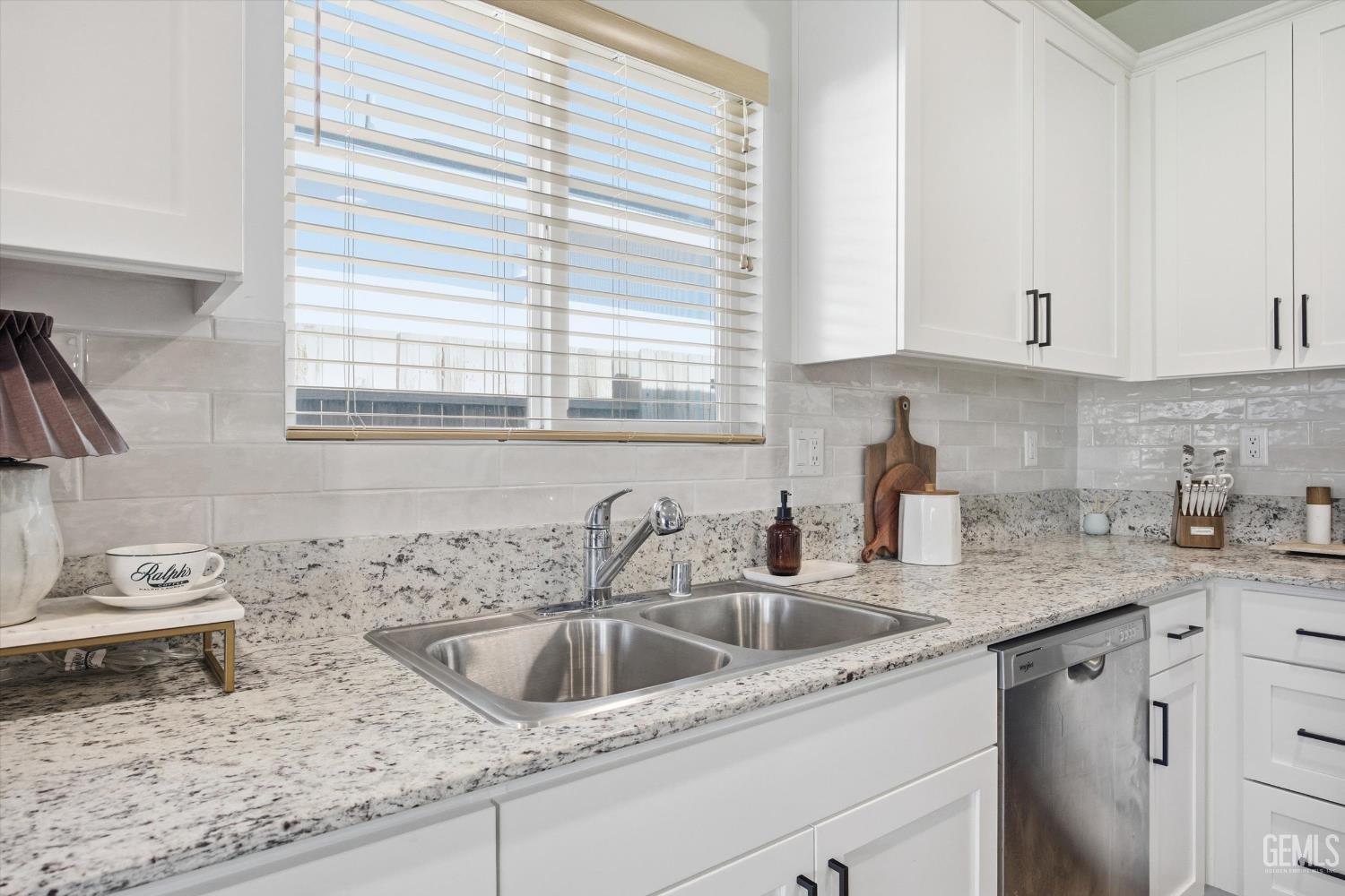 910 Hartlepool Avenue — photo 25