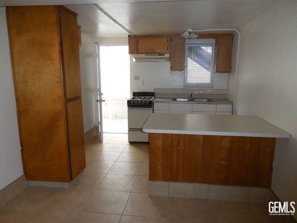 2124 O Street — photo 4