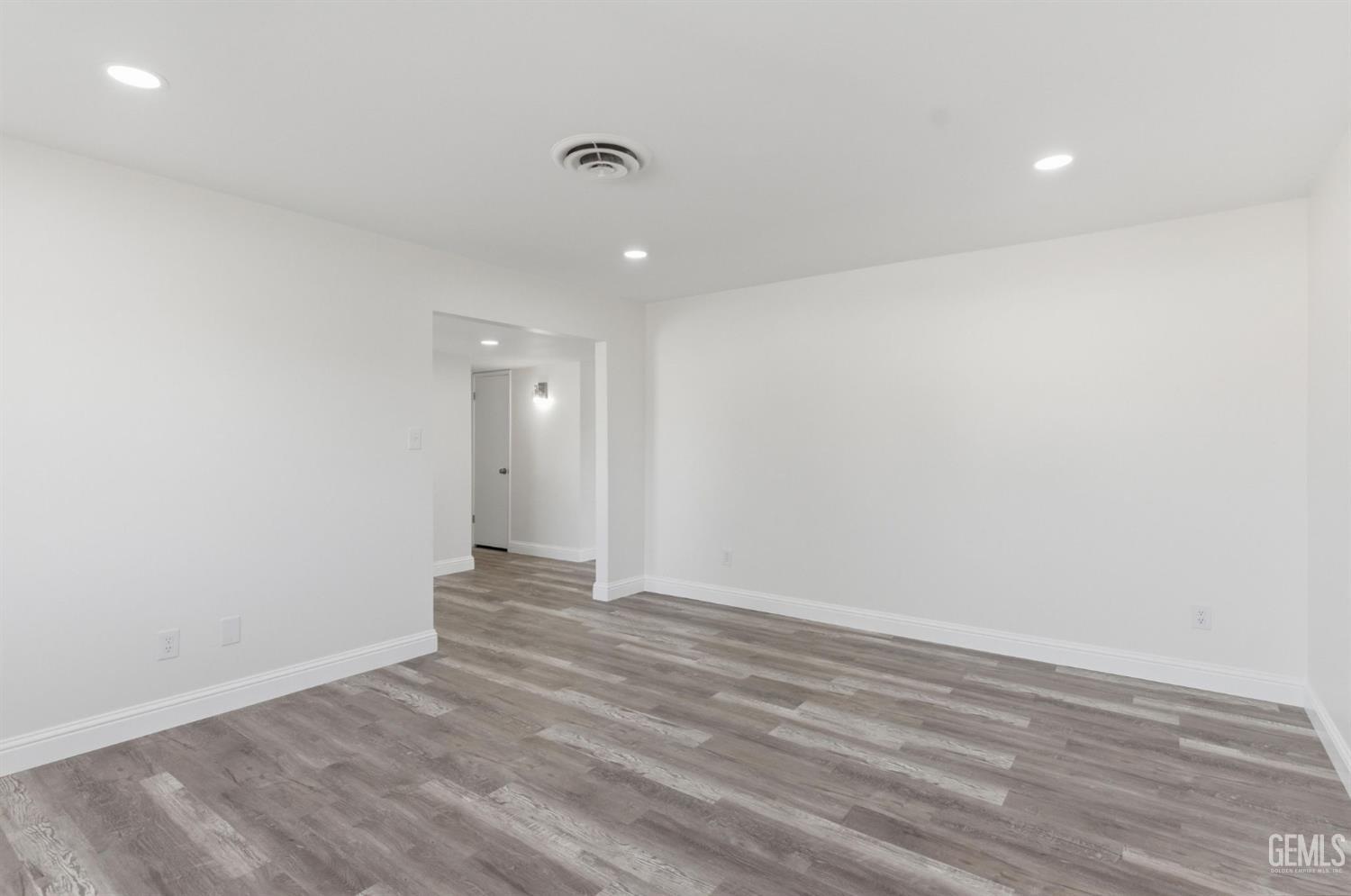 2101 Westminster Drive — photo 7