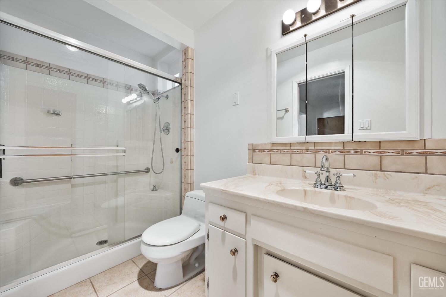 6300 Carter Avenue — photo 26