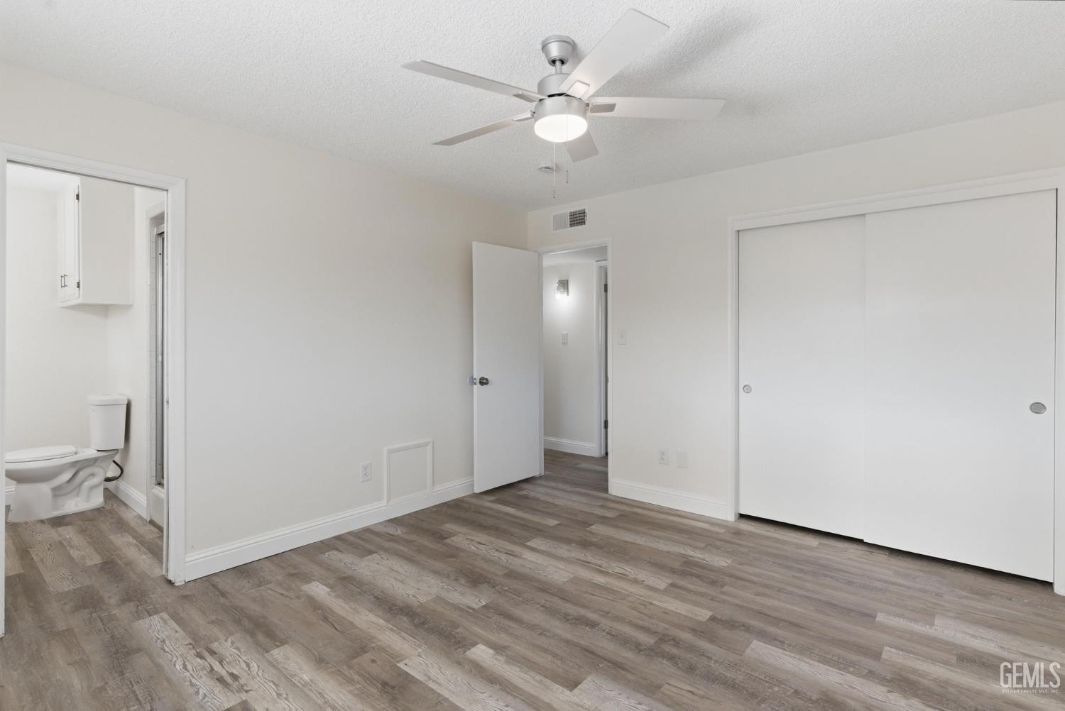 2101 Westminster Drive — photo 25