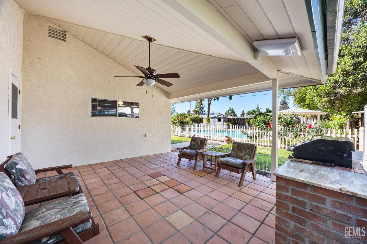 6300 Carter Avenue — photo 38