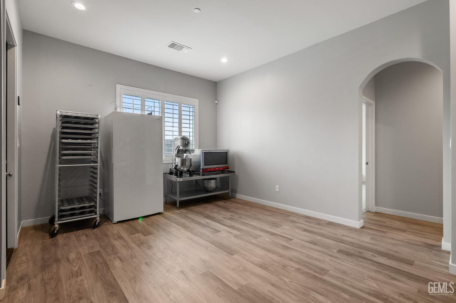 15811 Waterford Street — photo 25