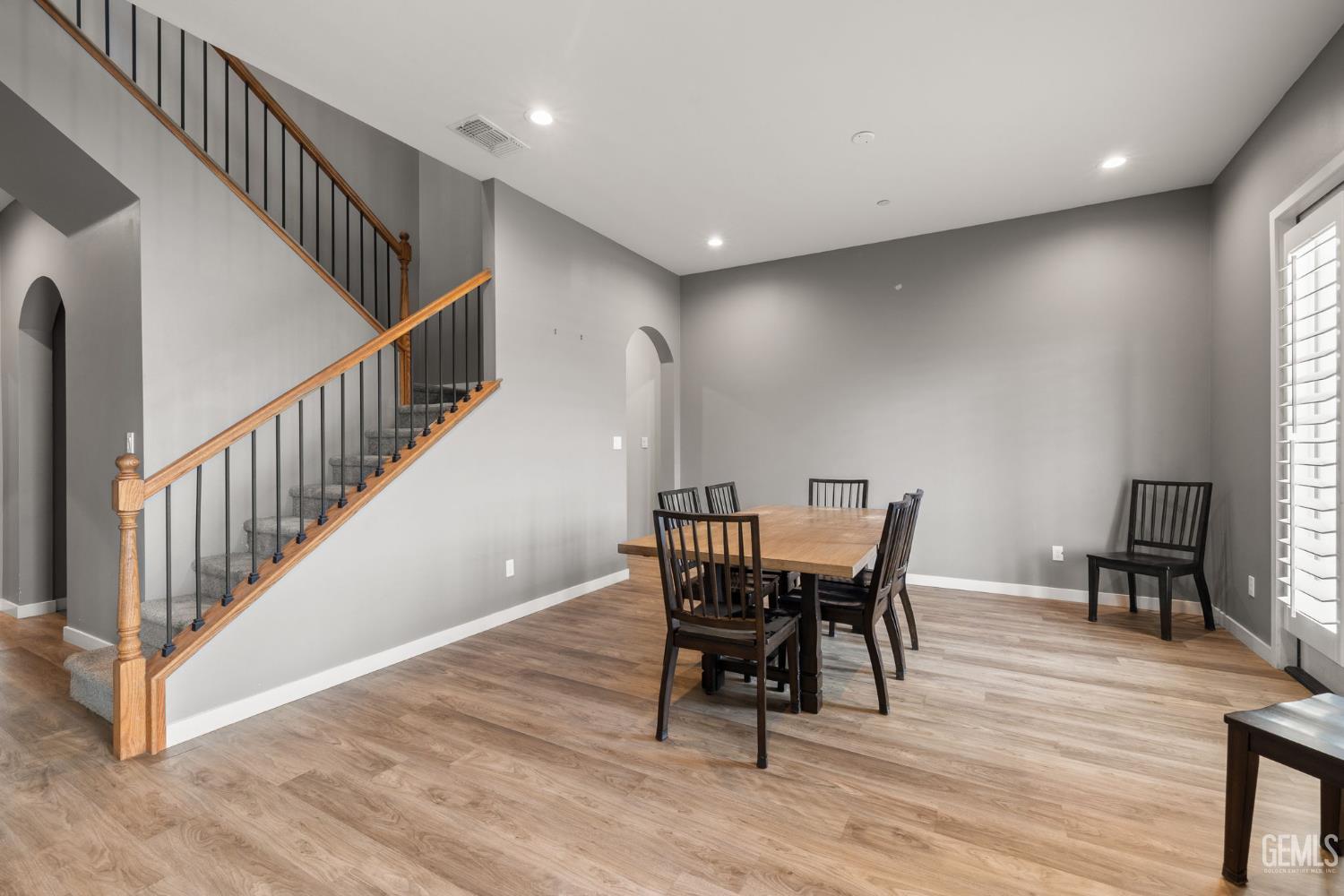 15811 Waterford Street — photo 7