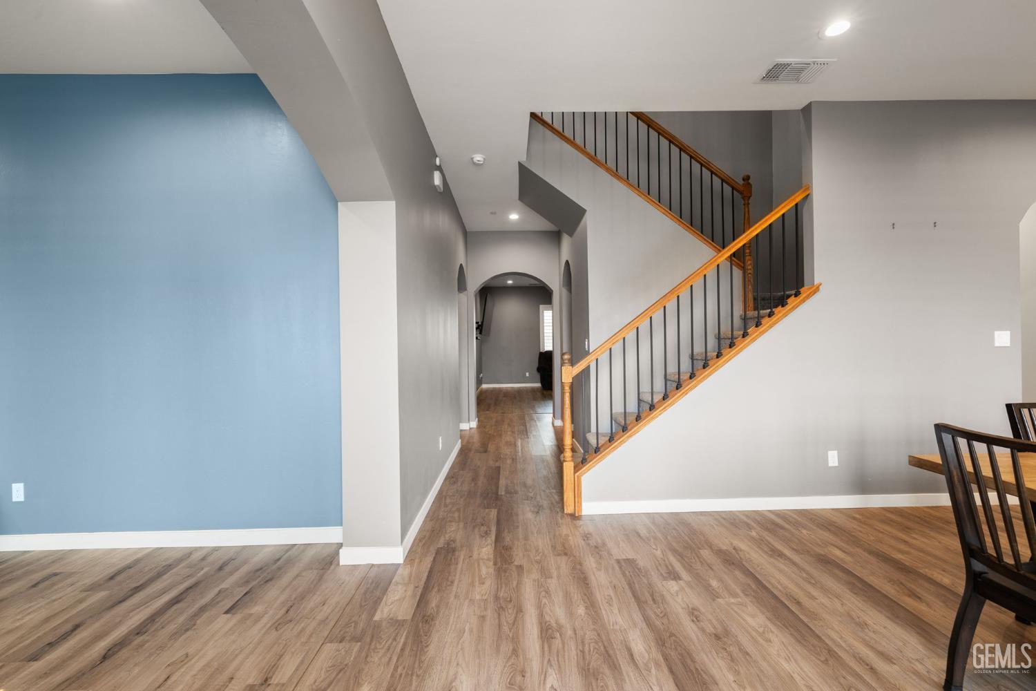 15811 Waterford Street — photo 6