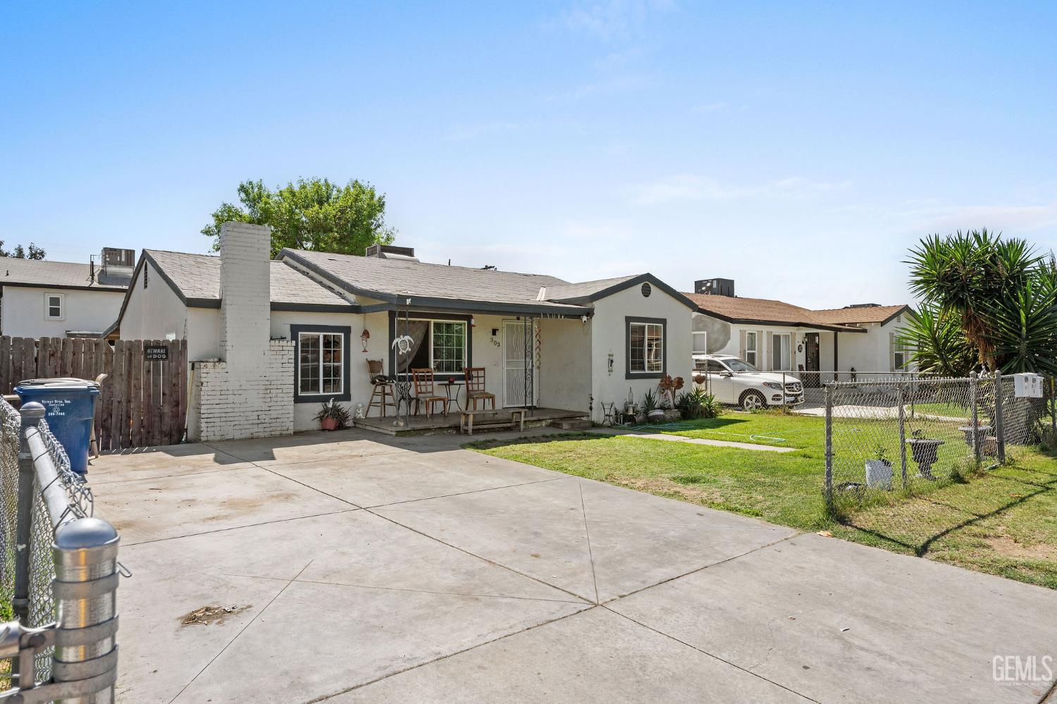 303 El Tejon Avenue — photo 3