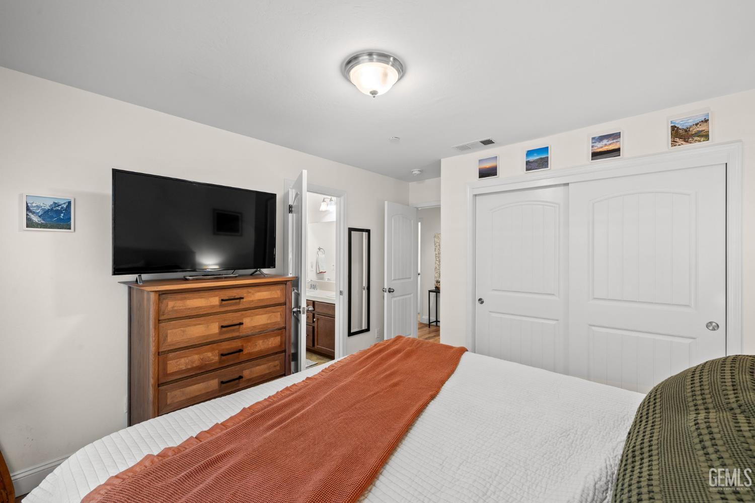 13210 Sunlight Star Street — photo 29
