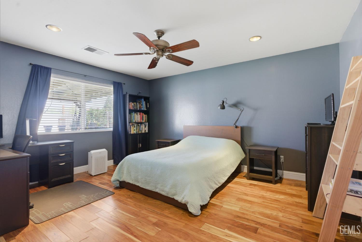 10420 W Victoria Falls Avenue — photo 15