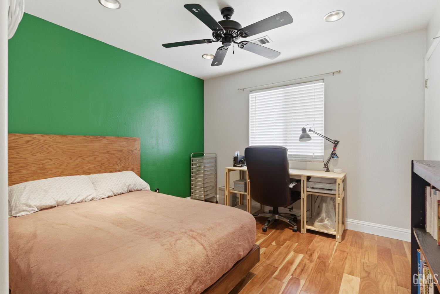 10420 W Victoria Falls Avenue — photo 14