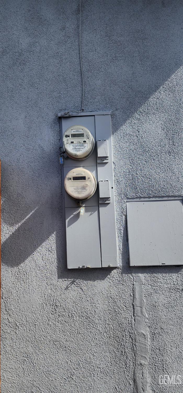 429 Niles Street — photo 24