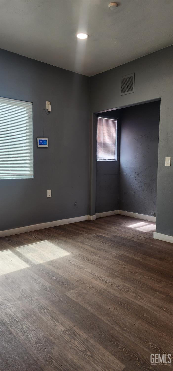 429 Niles Street — photo 15