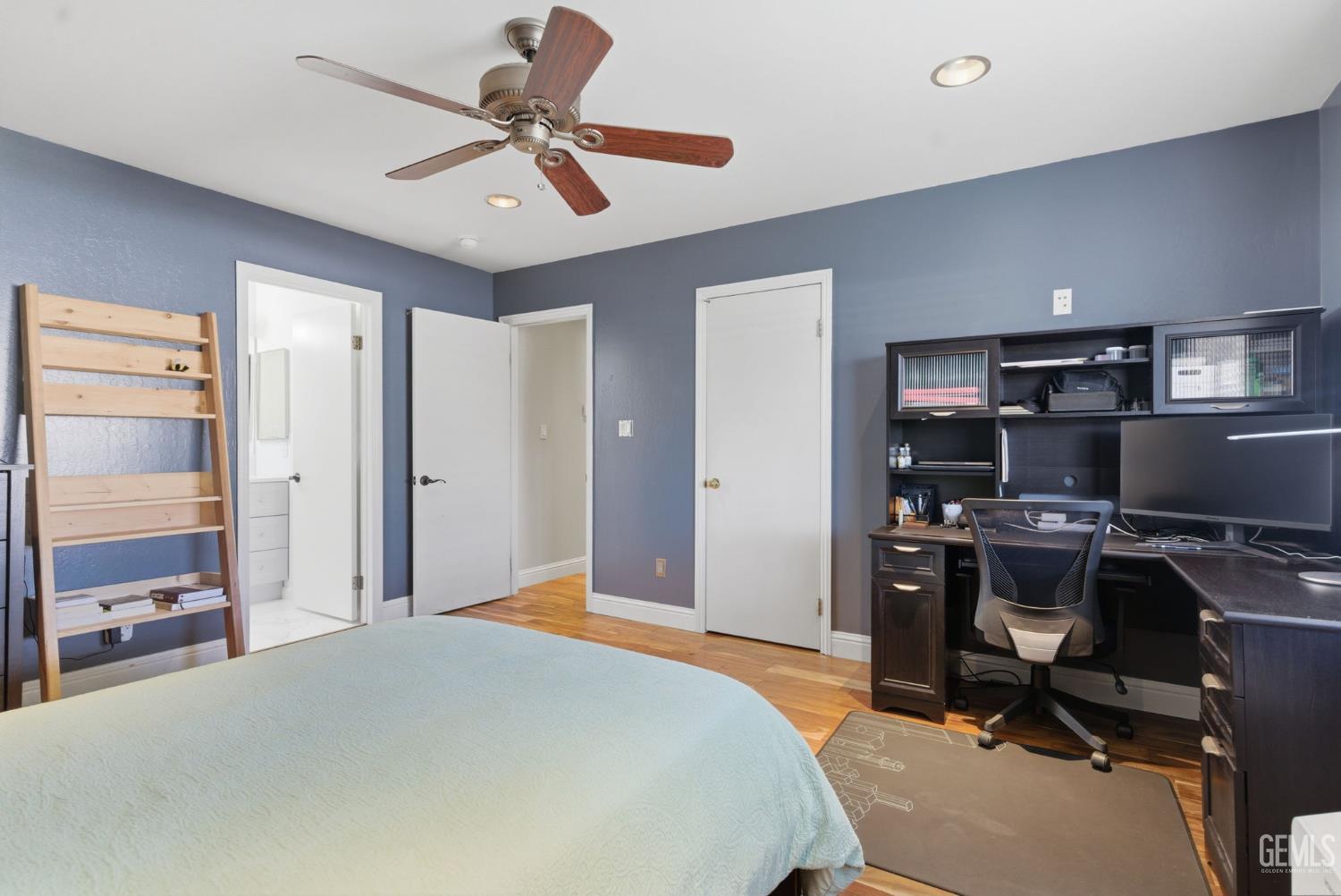10420 W Victoria Falls Avenue — photo 17